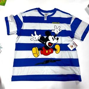 Adult Disney Mickey T-Shirt NWT